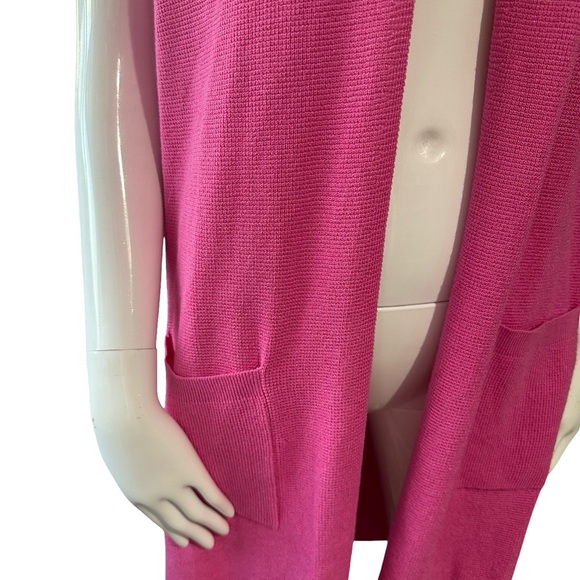 Cyrus Fuchsia Knit sleeveless Cardigan - Picture 5 of 7